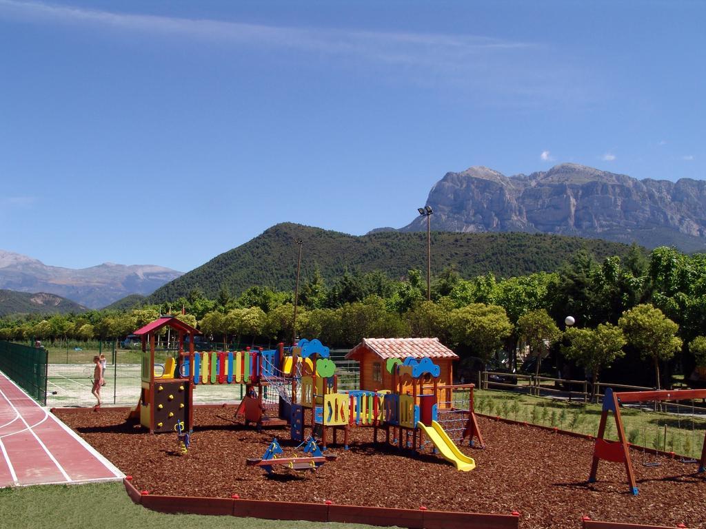Bungalows Pena Montanesa Ainsa Luaran gambar