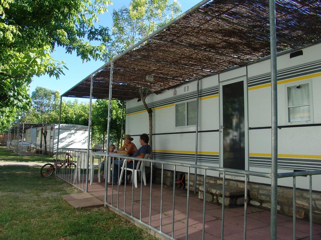 Bungalows Pena Montanesa Ainsa Bilik gambar