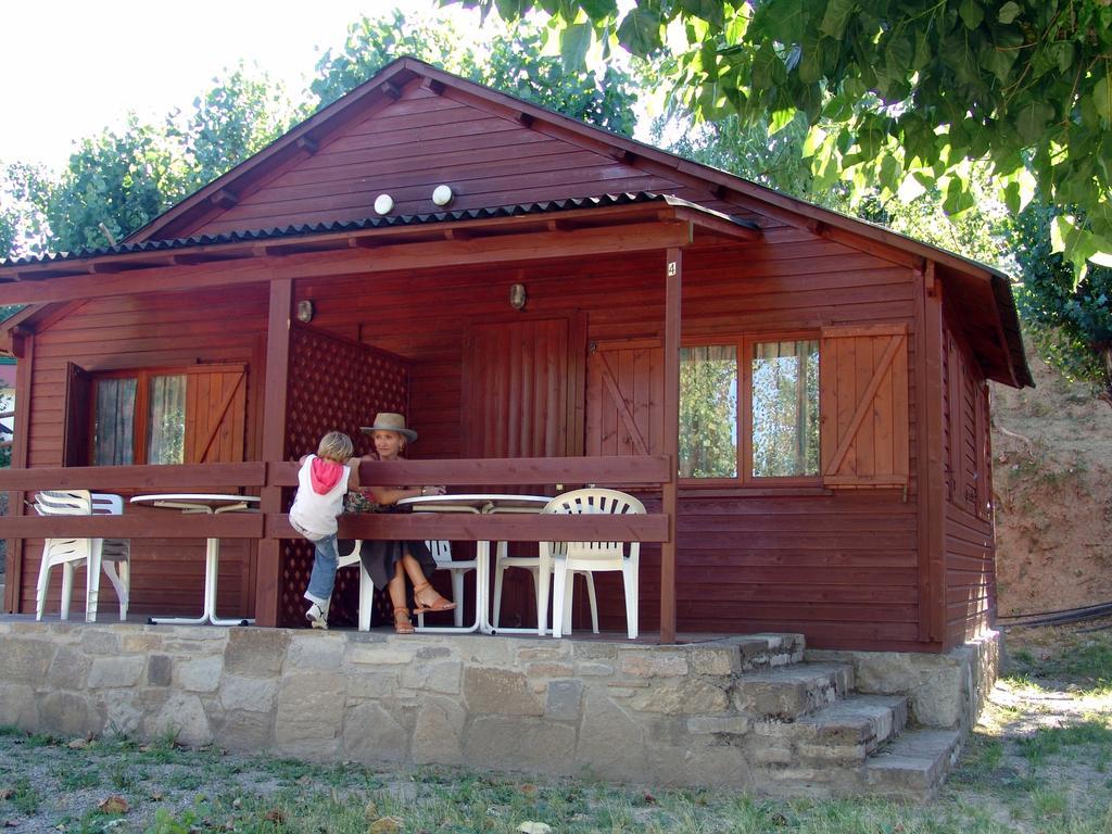 Bungalows Pena Montanesa Ainsa Bilik gambar
